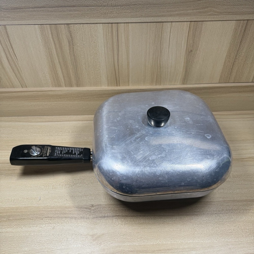 Vintage Sunbeam Fry Pan‎ with Lid FP-10A USA Controlled Heat Tested, Works